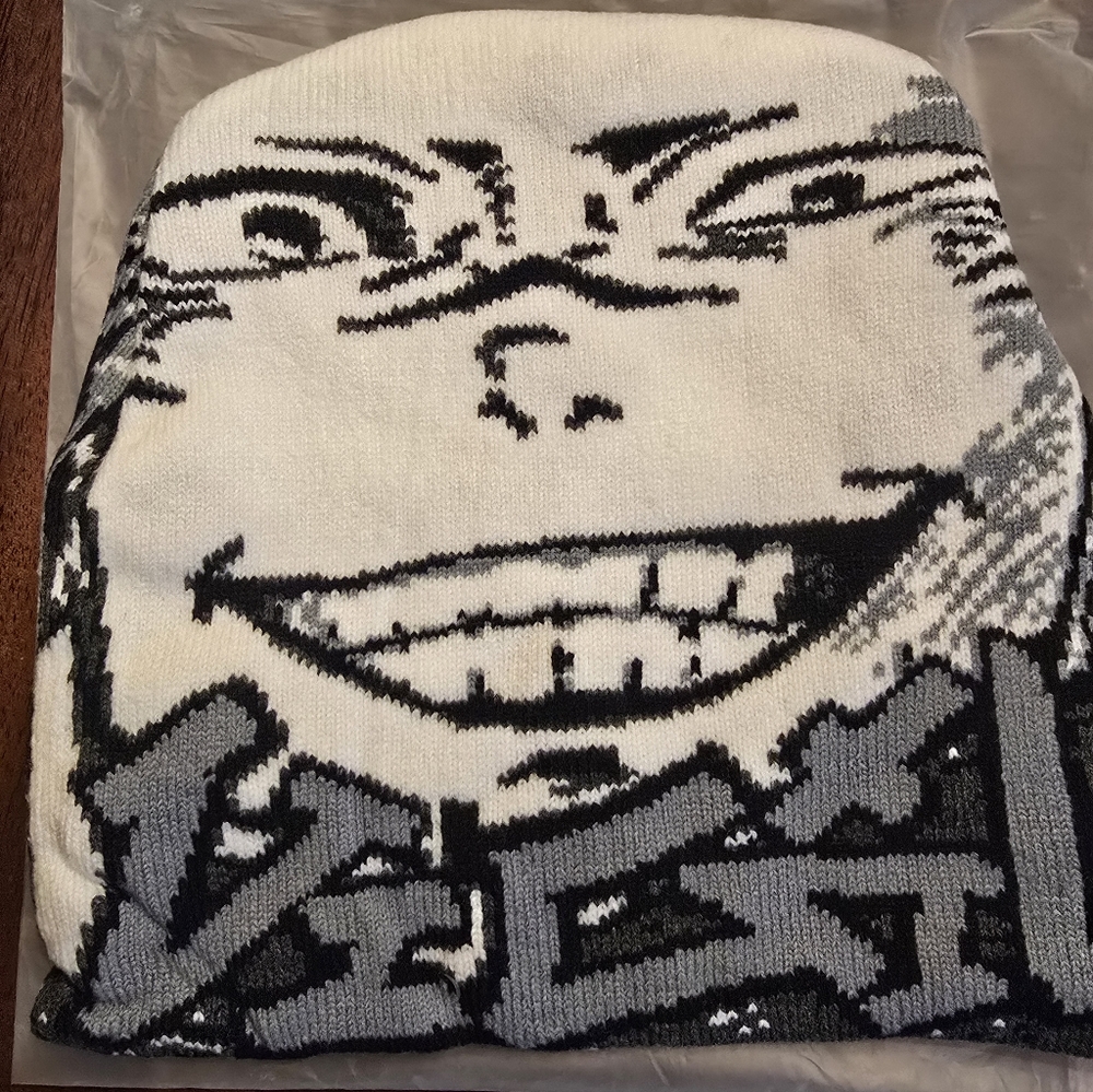 Vigil Brand Custom Itadori Yuji Jujutsu Kaisen Anime Beanie. Teen, Mens, Unisex